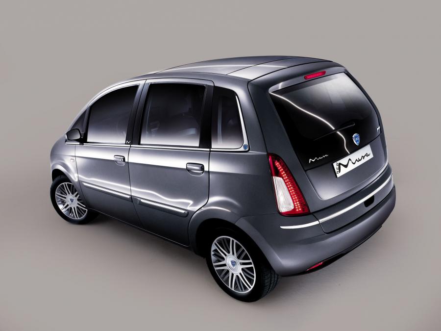  Lancia Musa 2007 года  (фото 68 из 86)